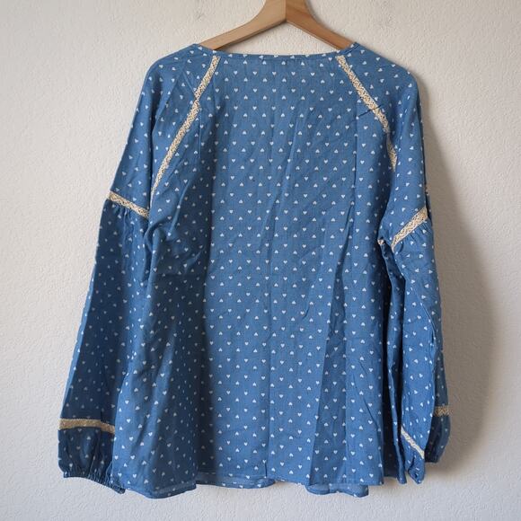 Weekend Suzanne Betro Top Womens XL Blue Heart Dot Print Chambray Shirt NWT - Picture 2 of 8